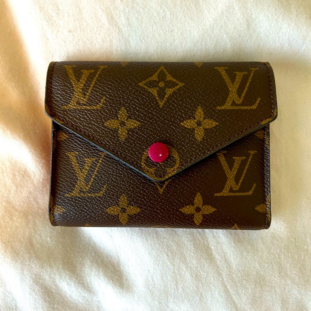 Louis Vuitton Victorine Wallet with coin pouch. Monogram